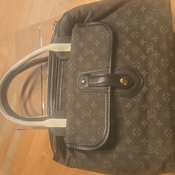 Authentic Louis Vuitton bag - Picture 8 of 16